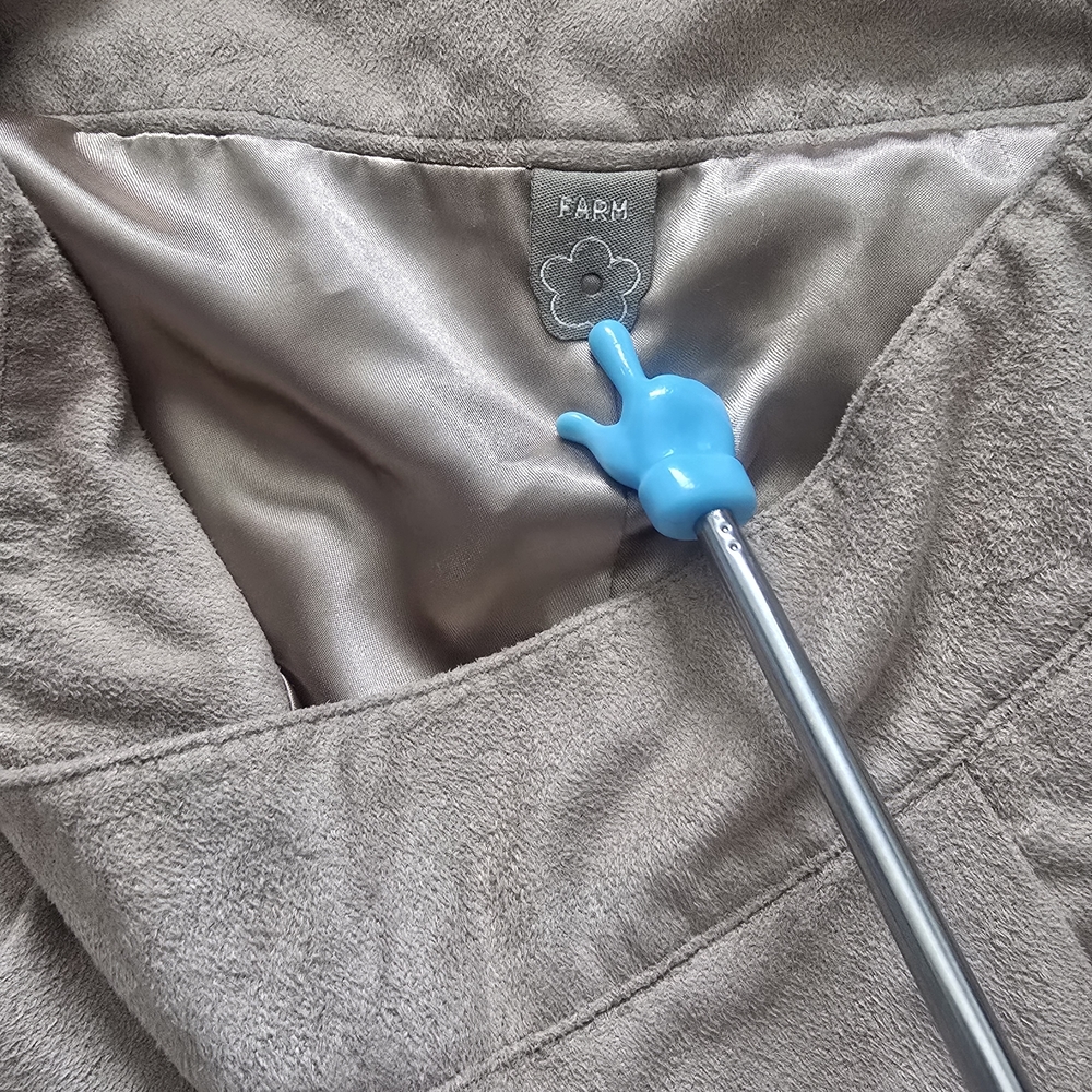 FARM Rio High Waist Tan Shorts - Picture 9 of 12